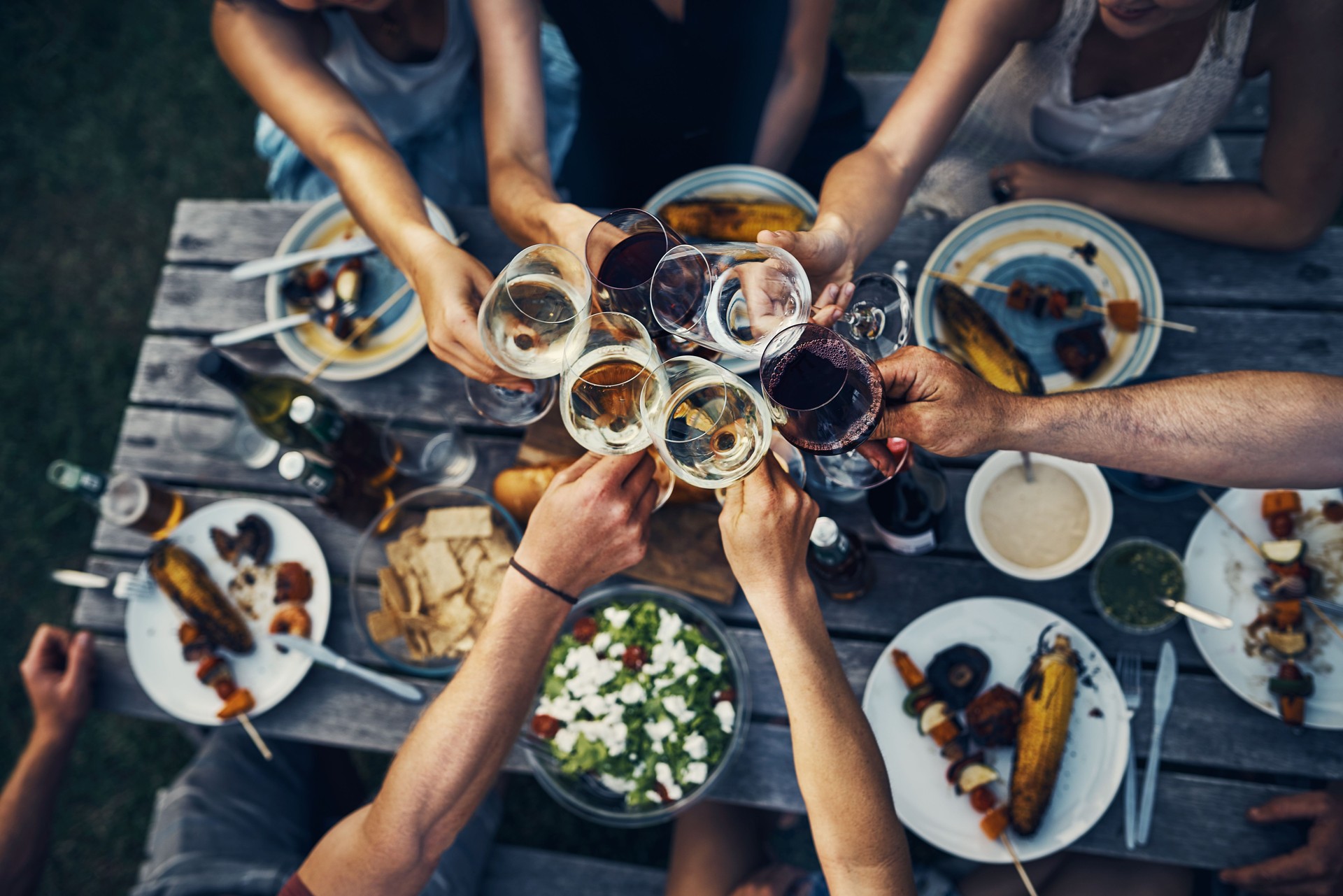 Food and wine brings people together